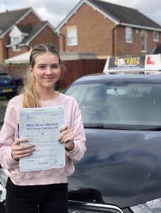 Driving instructors in Hucknall