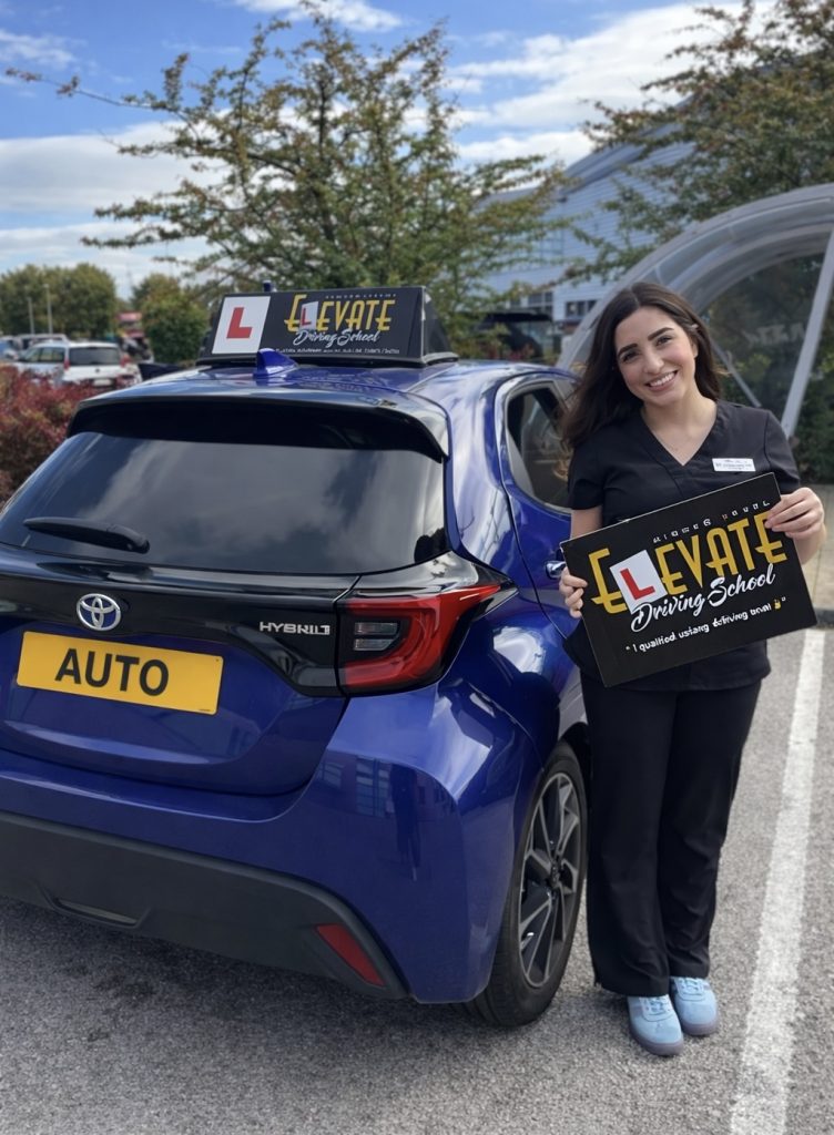 Automatic driving lessons in Nottingham with ElevateDriving School